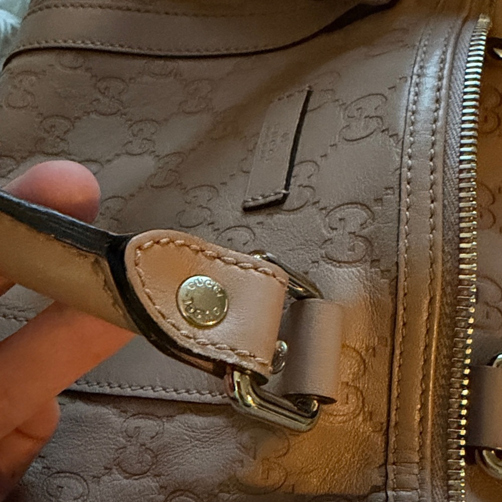 Gucci Women's Brown Leather Satchel - Picture 14 of 16